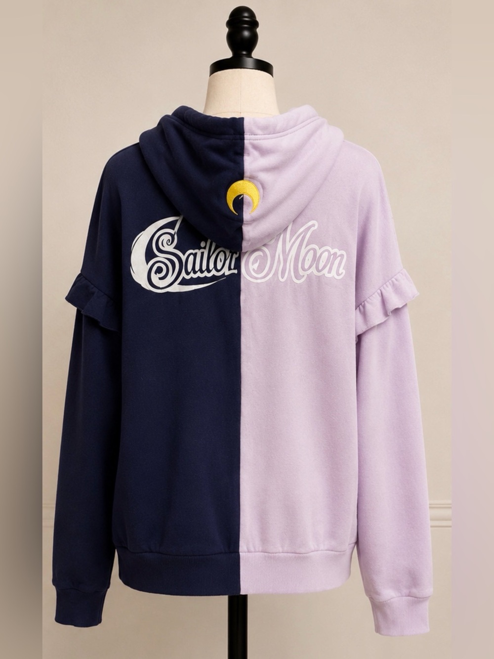 Sailor Moon Zip Hoodie - Picture 2 of 6